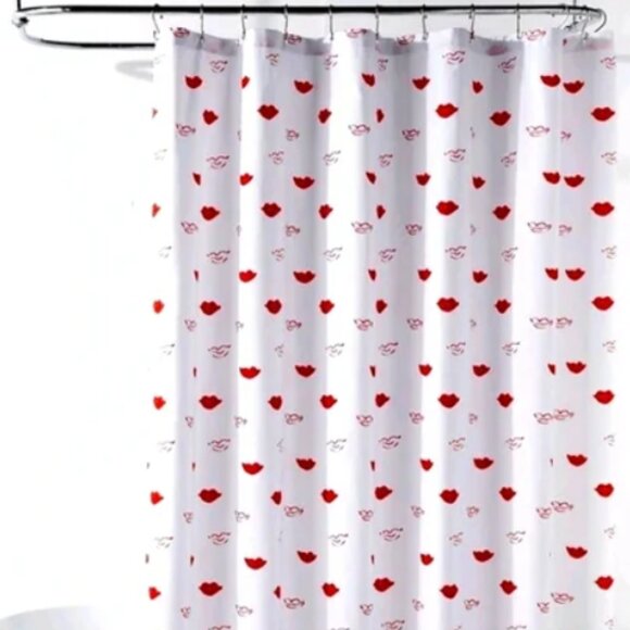 NIP Room Essentials Shower curtain - Picture 1 of 5